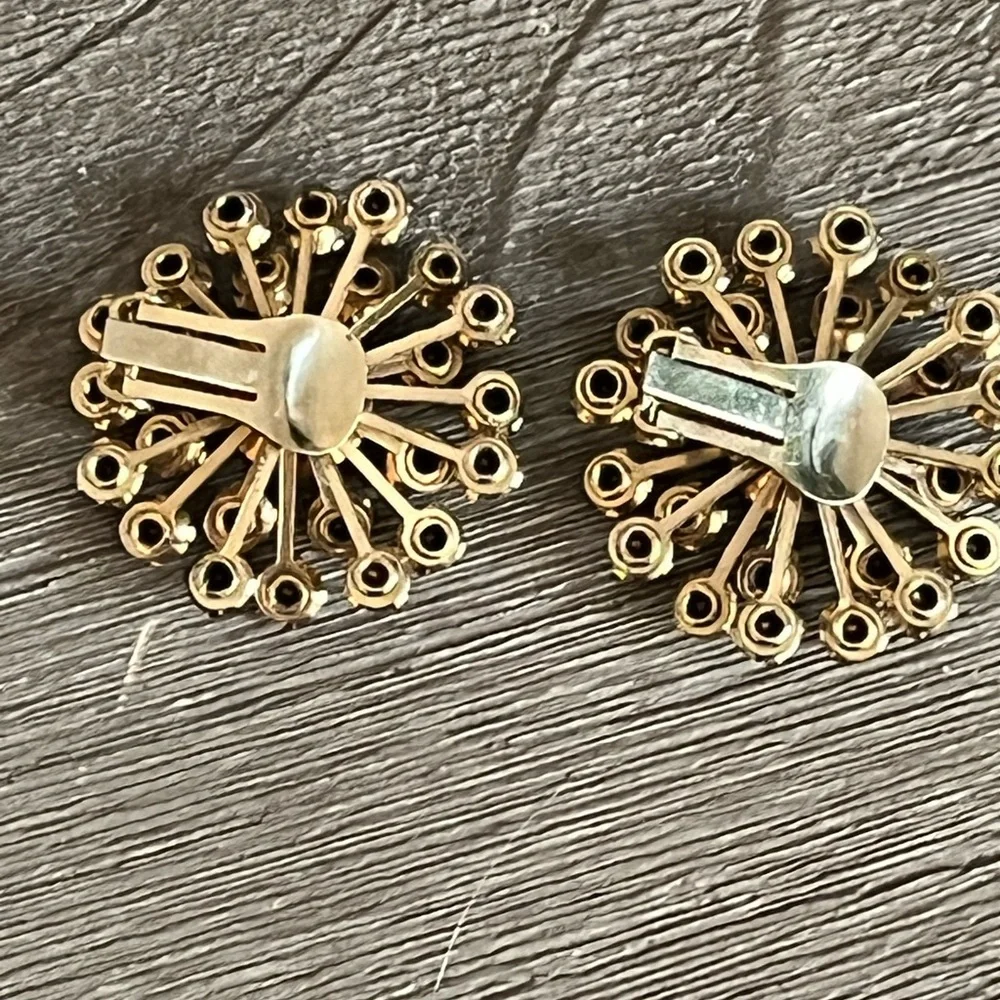 Vintage Glowers Uranium Multi-Color Crystal starburst clip Earrings mid-century - Picture 6 of 9